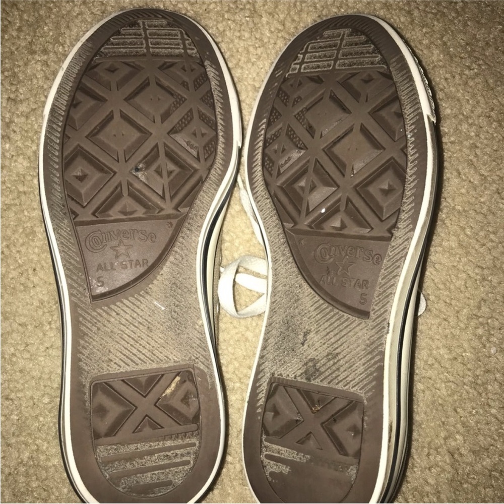 Grey Converse - Picture 4 of 4